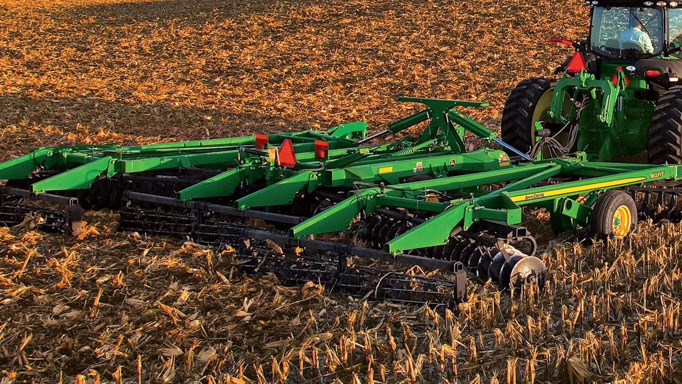 2623VT Vertical Tillage
