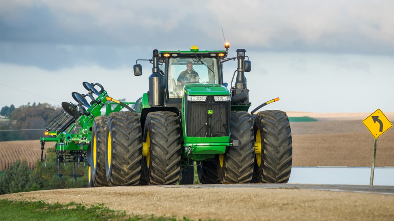 9520R Tractor